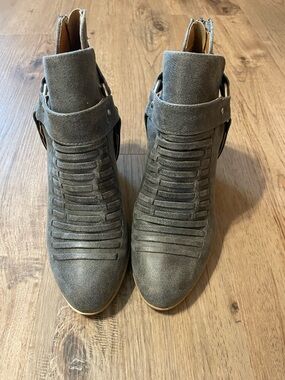 Qupid Gray Suede Cutout Strap Ankle Booties